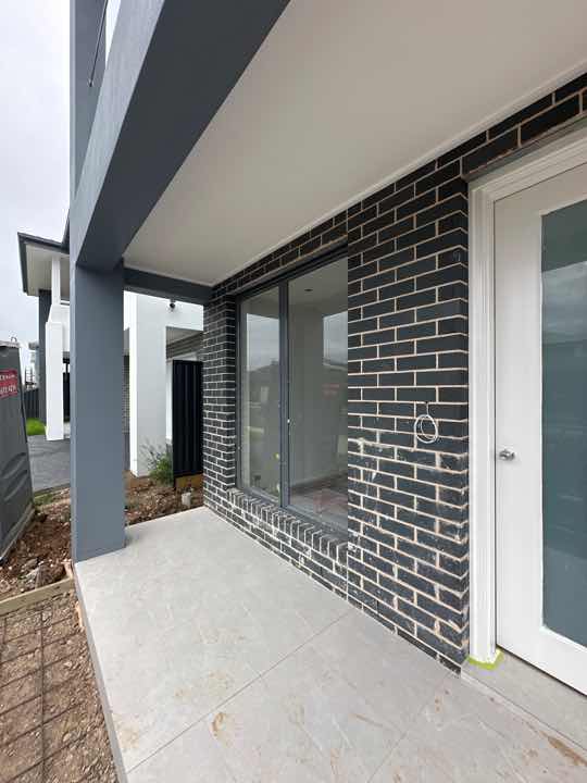 Incomplete Mortar Joints — real finishes defect photographed in a SURE Building Inspections report